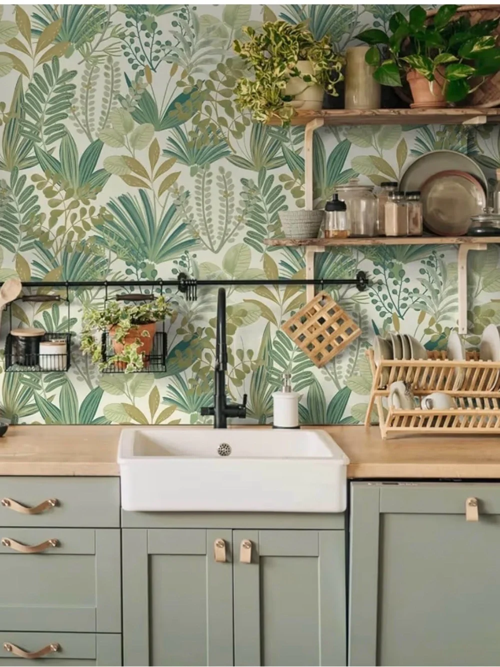 NWT- 8 RollsGreen Peel and Stick Wallpaper